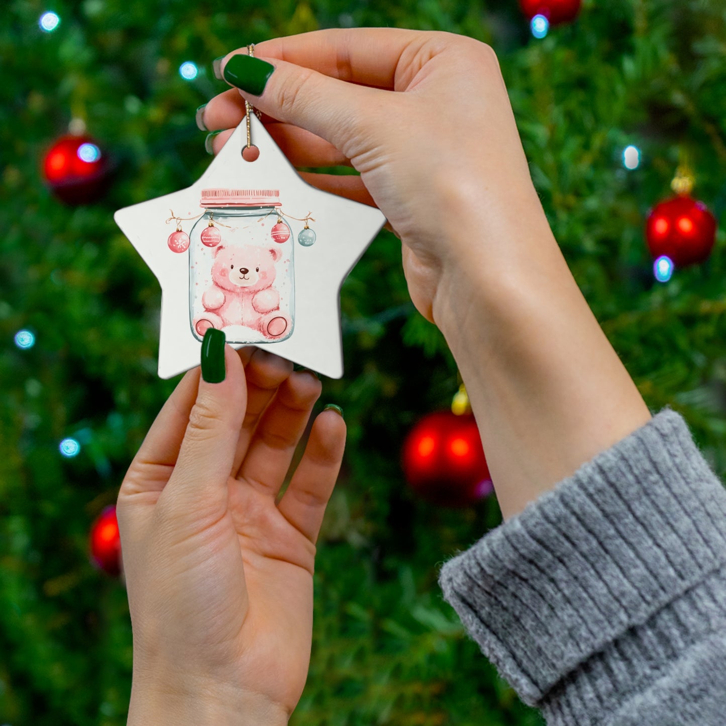 Adorable Teddy Bear Jar Ornament: Perfect for Holiday Décor and Gifts