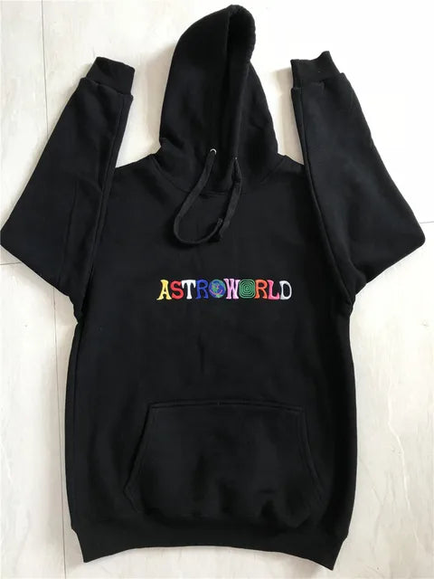 Sudadera con capucha y letras bordadas de arcoíris